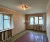 2-комн, 42.4кв м, этаж 2/2 улица Лакина