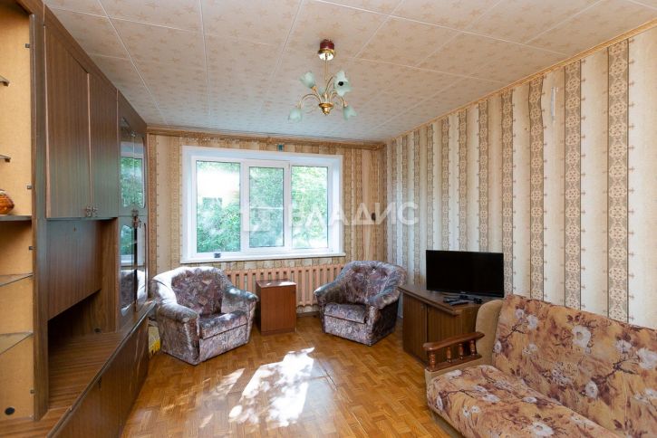 2-комн квартира улица Соколова-Соколёнка