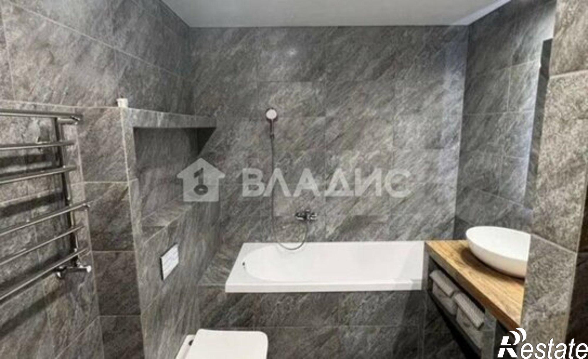 Купить квартиру за 13 400 000 рублей на 2-й Толмачёвский проезд, 11