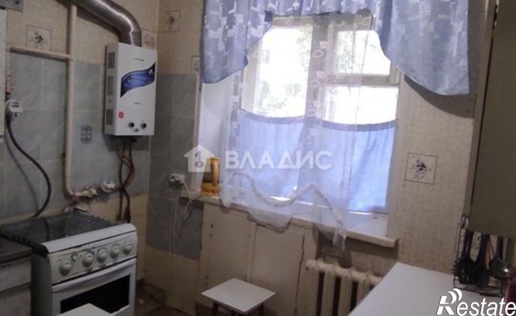 3-комн квартира ул Крайнова, 14,  д. 14