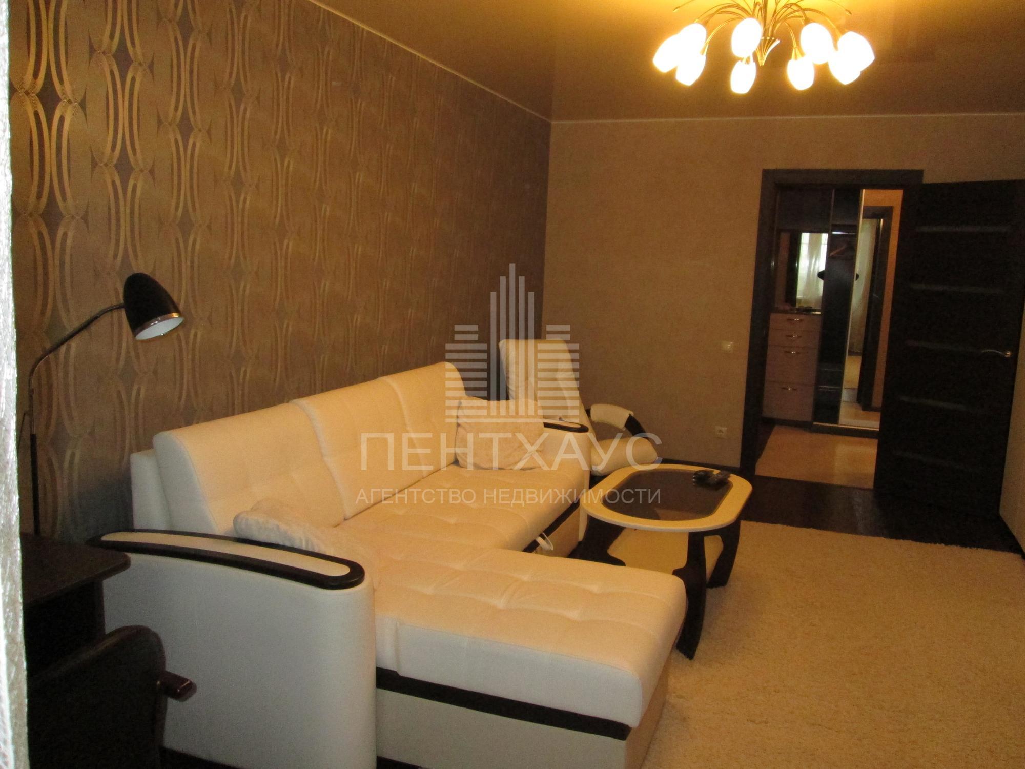 Сдать квартиру за 40 000 рублей на Перекопский военный г-к, 33