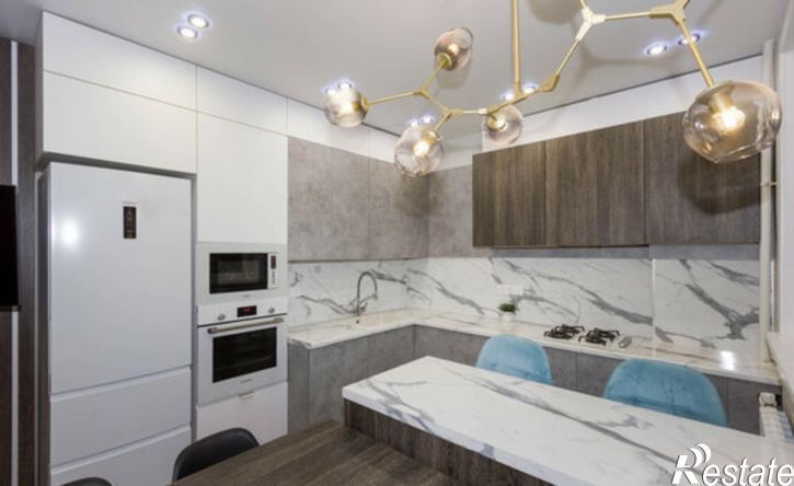 3-комн квартира Славная улица, 4,  д. 4