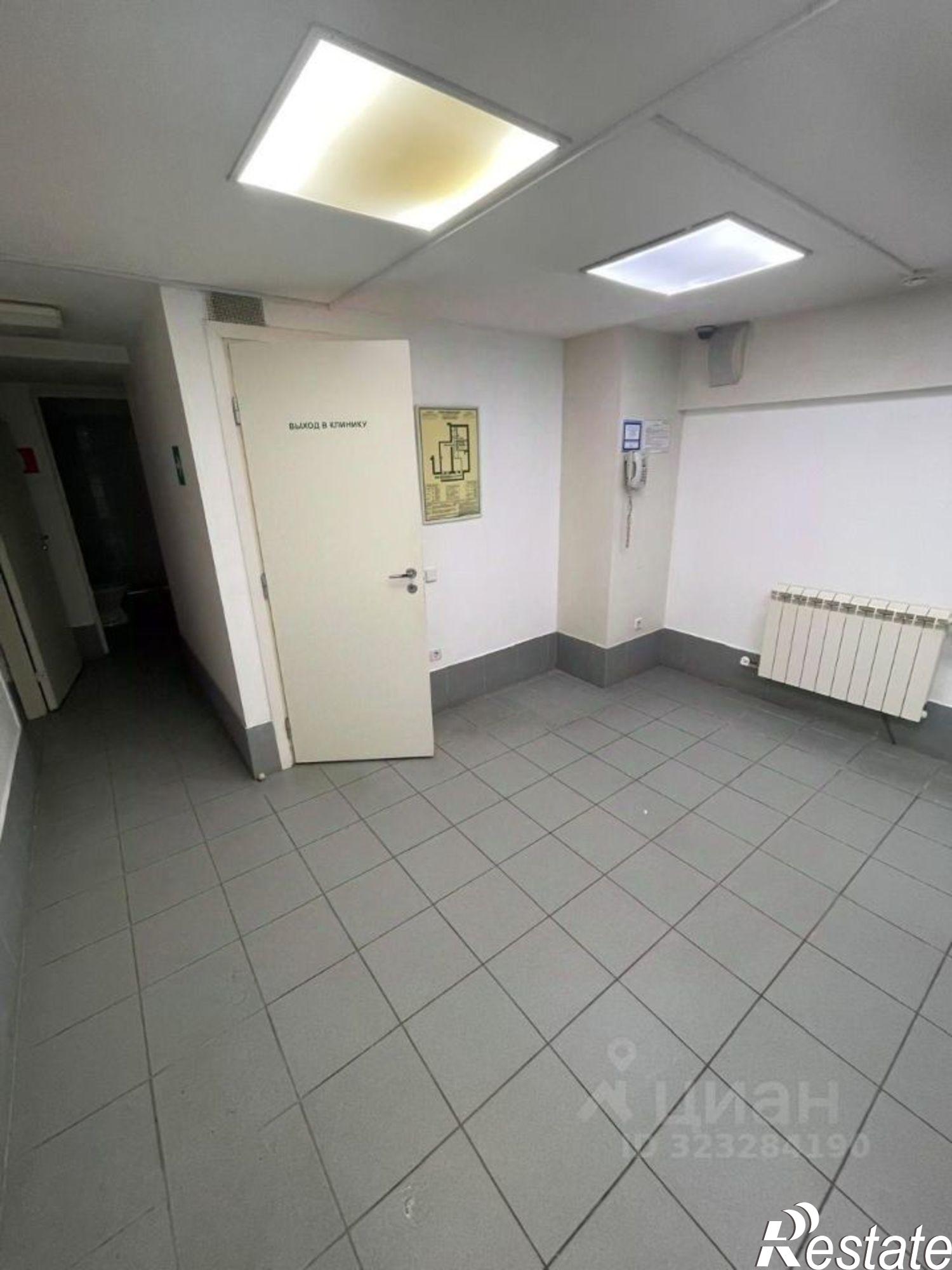 Купить помещение свободного назначения за 25 200 000 рублей на улица Кирова, 6