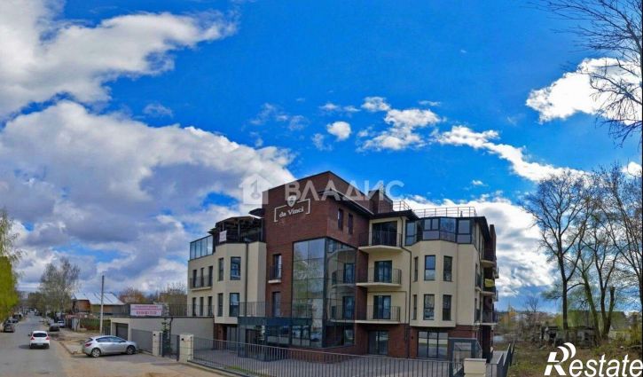 3-комн квартира улица Сакко и Ванцетти, 26,  д. 26