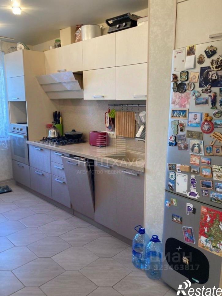 3-комн квартира улица Жуковского, 22,  д. 22