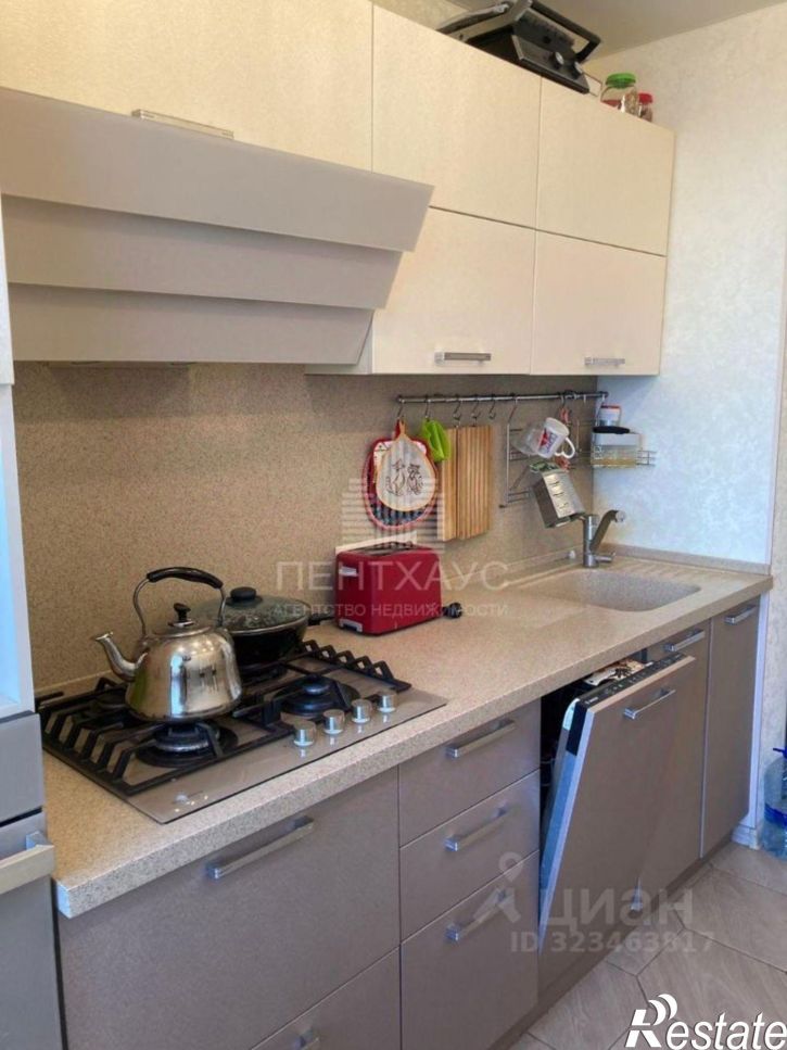 3-комн квартира улица Жуковского, 22,  д. 22