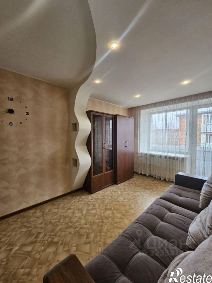 2-комн квартира улица Алябьева, 20,  д. 20