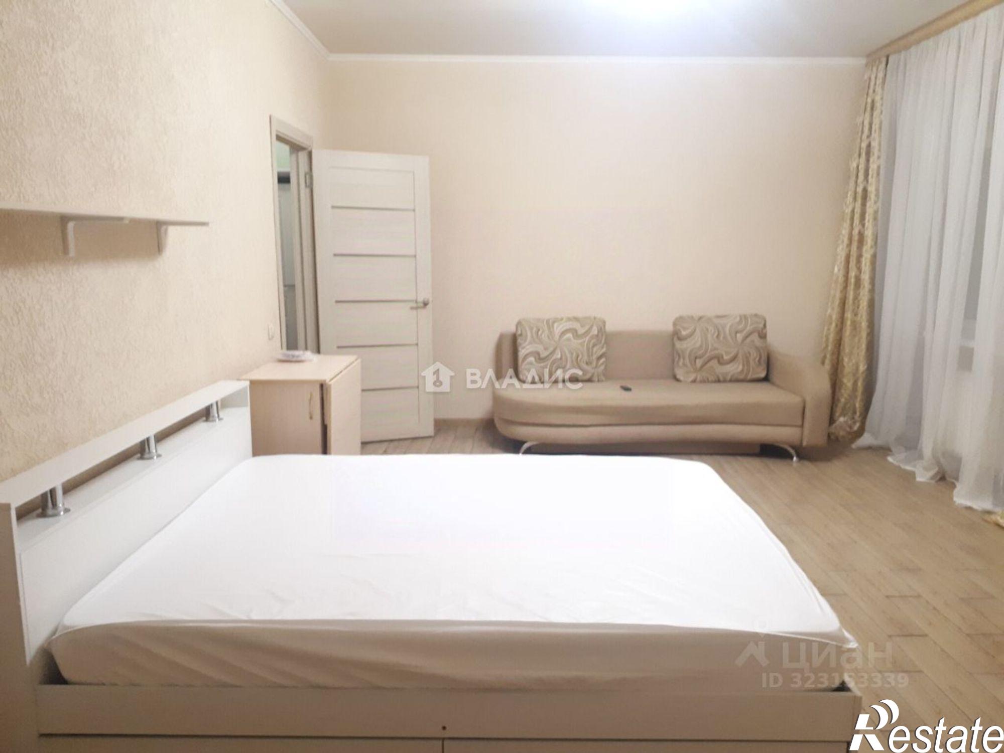 Сдать квартиру за 35 000 рублей на Ставровская улица, 1