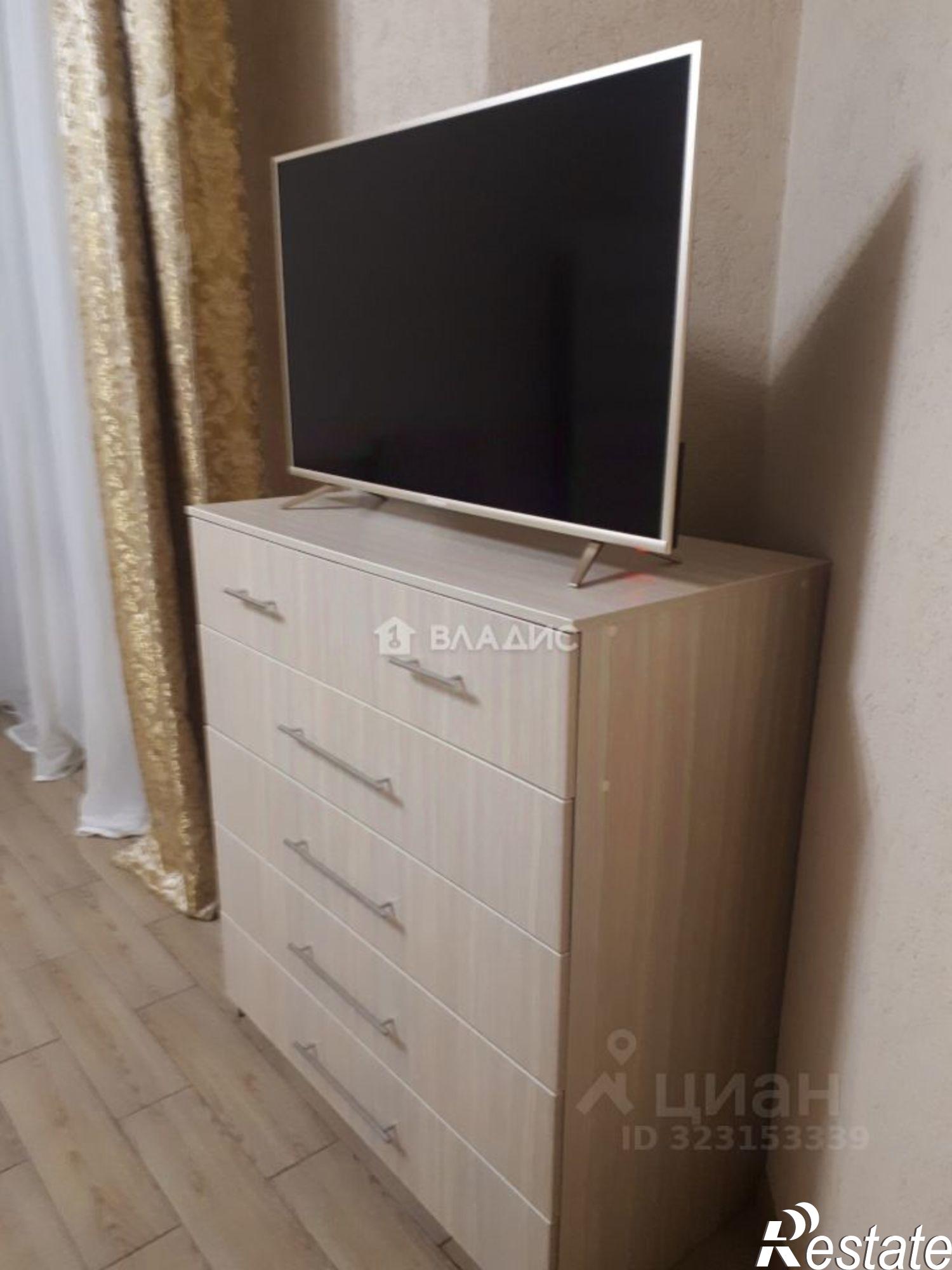 Сдать квартиру за 35 000 рублей на Ставровская улица, 1