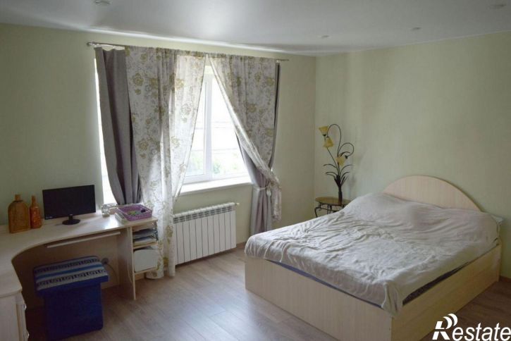 3-комн квартира улица Красная Горка, 54,  д. 54