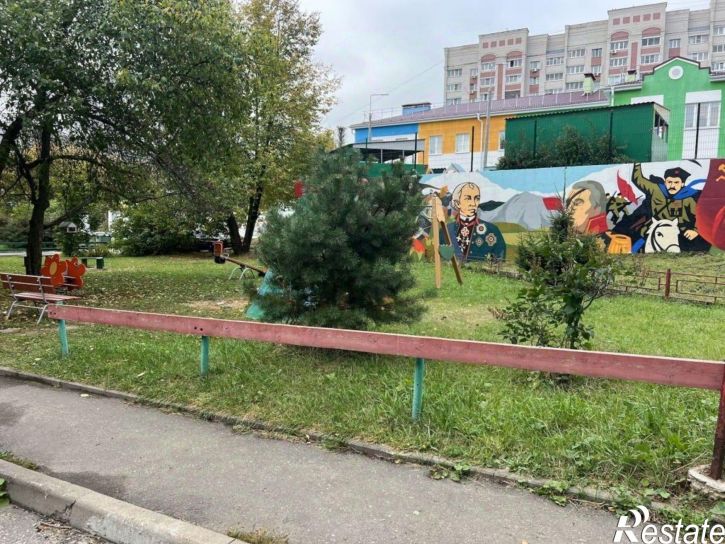 2-комн квартира улица Тихонравова, 3А,  д. 3А