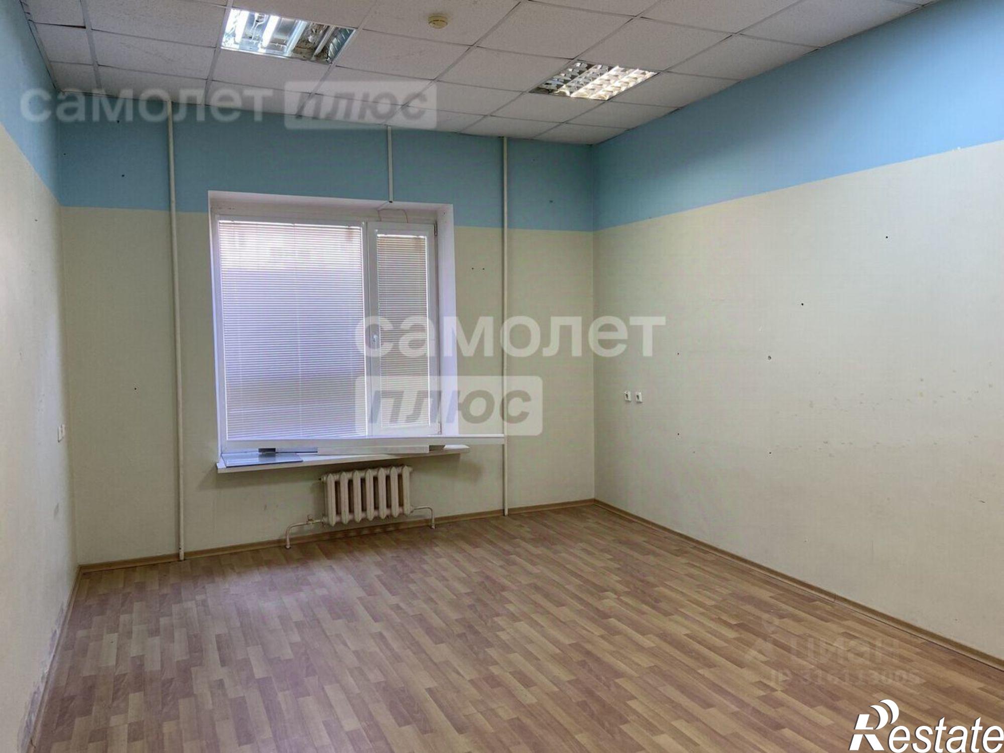 Купить помещение свободного назначения за 15 000 000 рублей на улица Верхняя Дуброва, 36Г