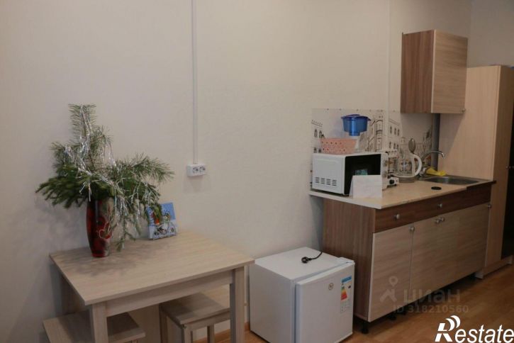 3-комн квартира улица Усти-на-Лабе, 15,  д. 15