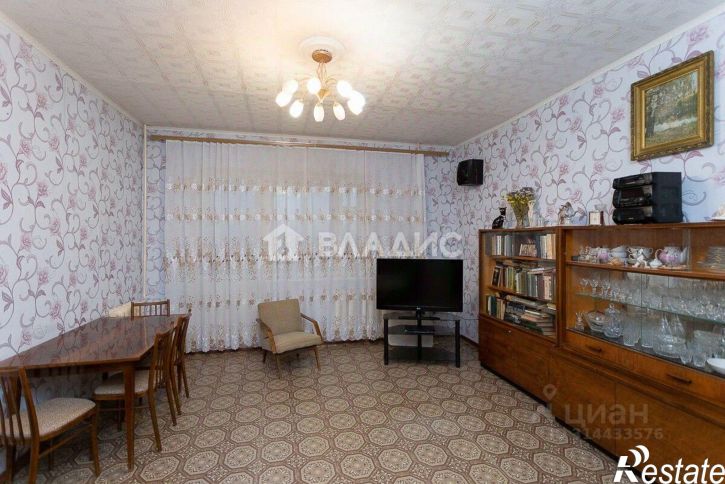 2-комн квартира проспект Строителей, 13Г,  д. 13Г