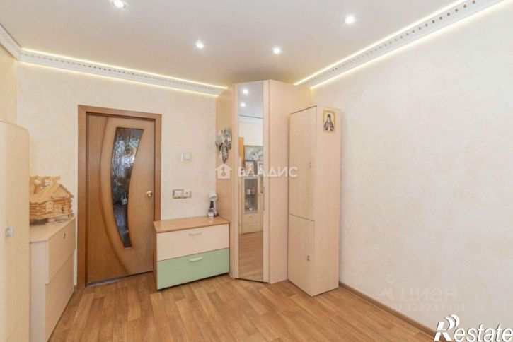 3-комн квартира улица Жуковского, 18,  д. 18