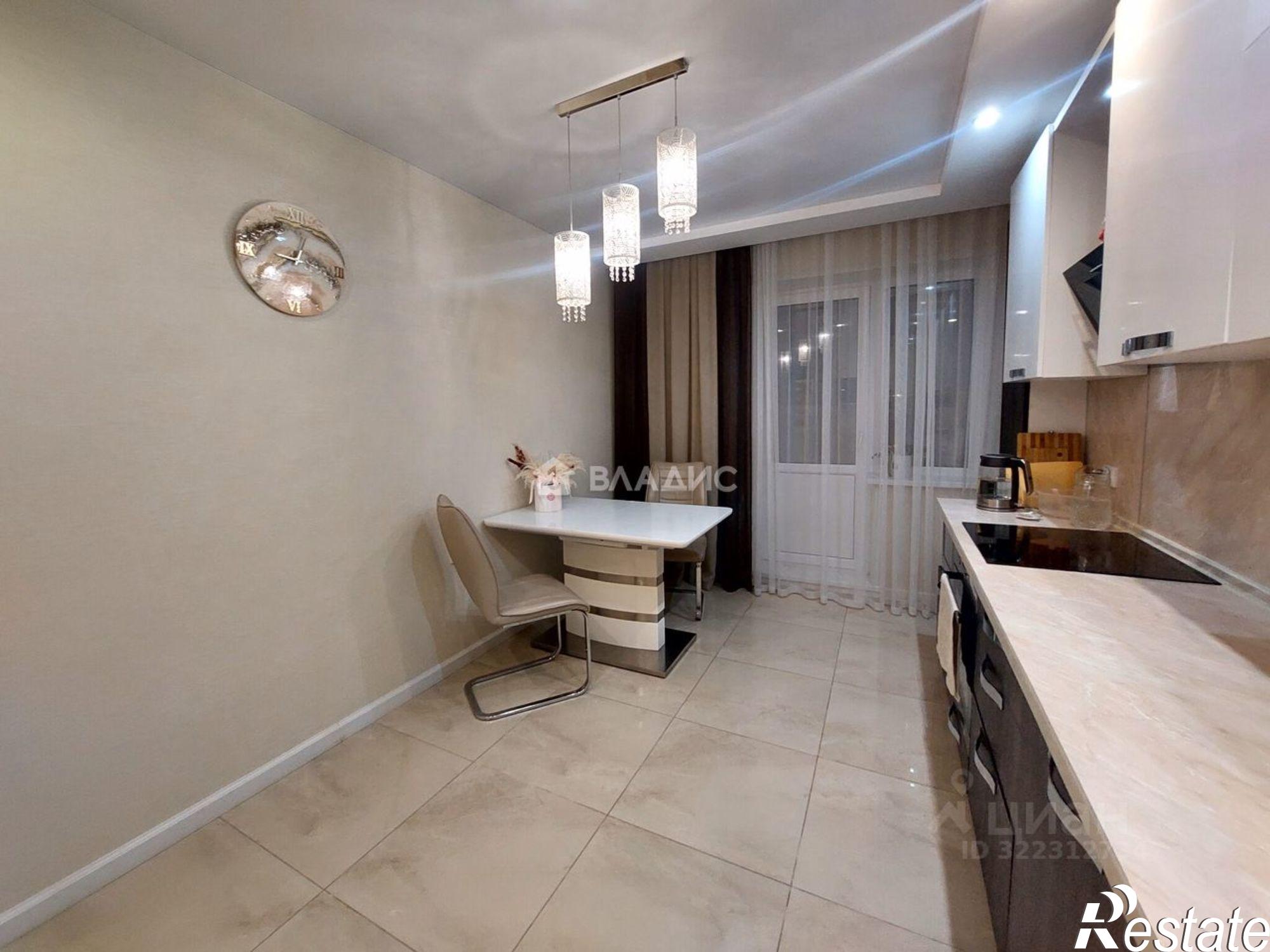 Купить квартиру за 10 700 000 рублей на улица Нижняя Дуброва, 15