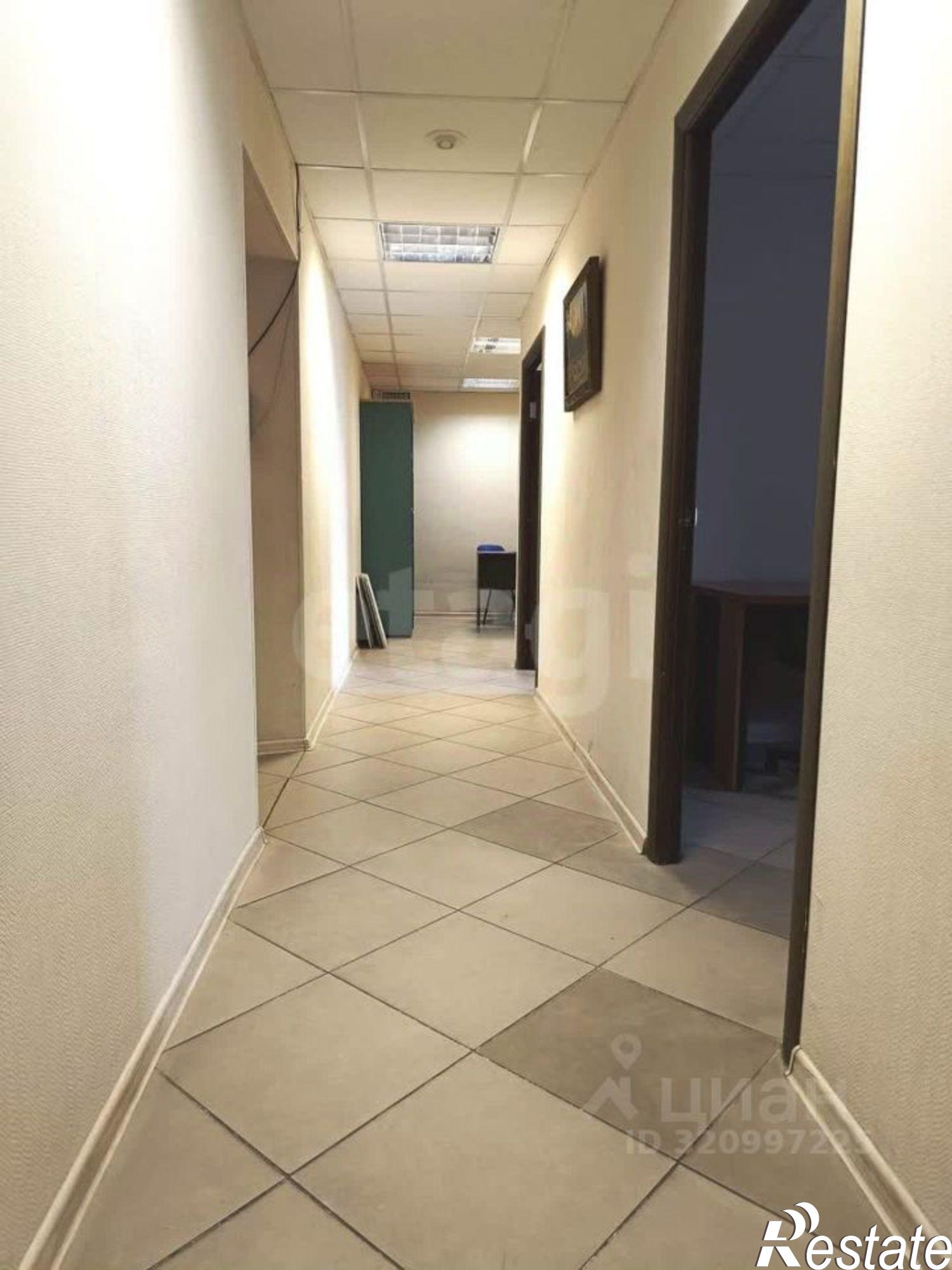 Купить помещение свободного назначения за 15 421 700 рублей на улица Батурина, 35Б