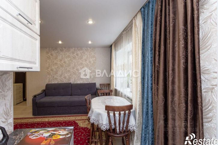 2-комн квартира улица Стасова, 15/12,  д. 15/12