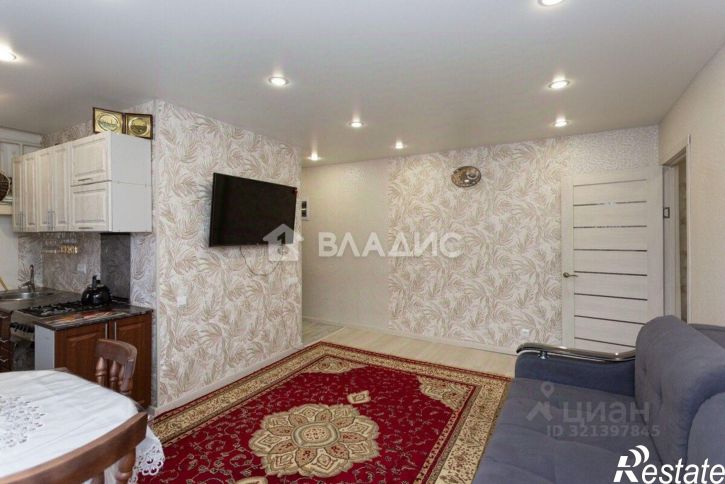 2-комн квартира улица Стасова, 15/12,  д. 15/12