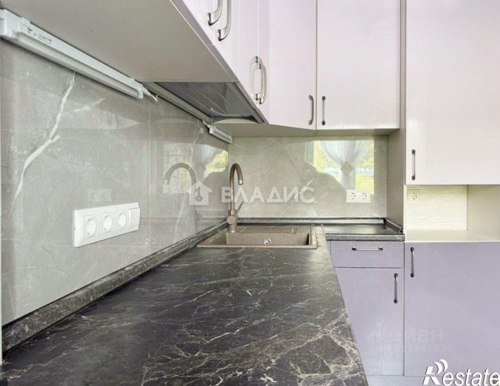 3-комн квартира улица Нижняя Дуброва, 24,  д. 24