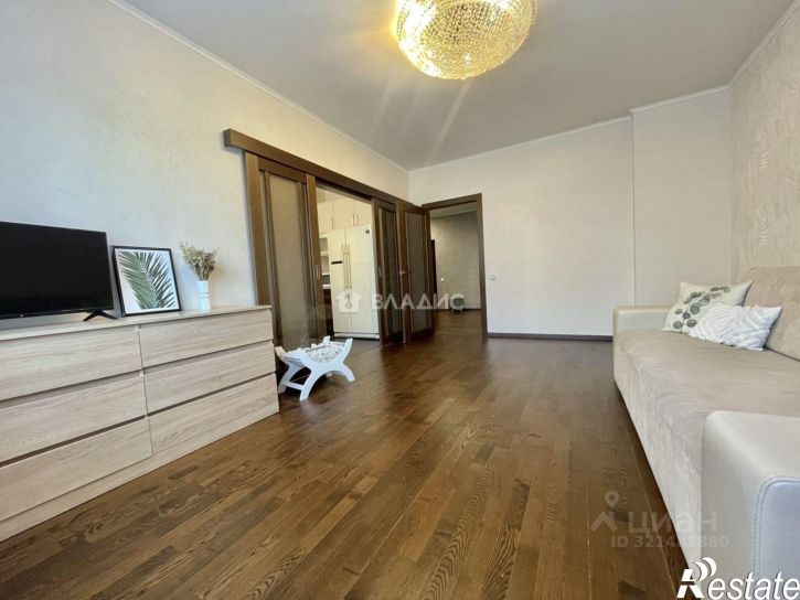 3-комн квартира ул Гвардейская, 15,  д. 15