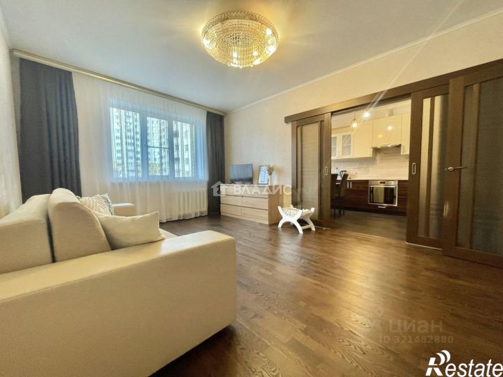 3-комн квартира ул Гвардейская, 15,  д. 15