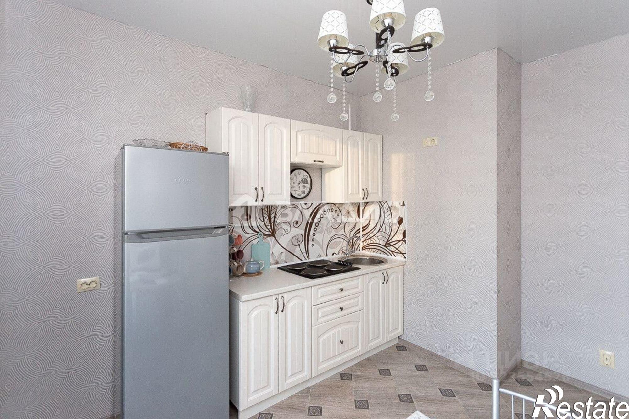 Сдать квартиру за 32 000 рублей на улица Крайнова, 3А