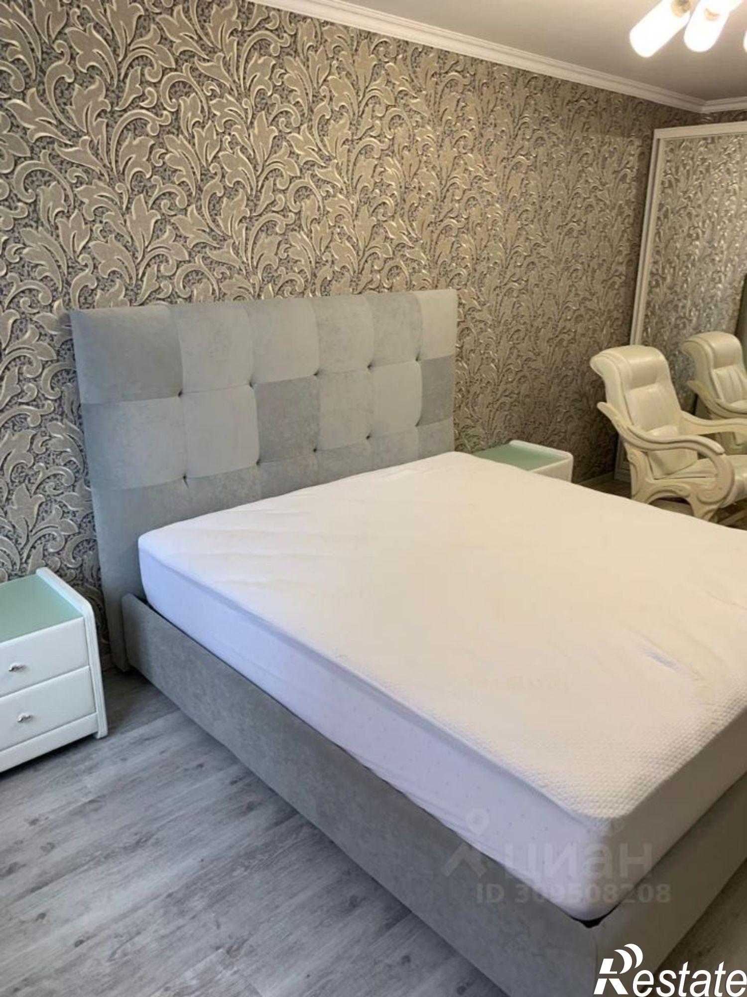 Сдать квартиру за 32 000 рублей на улица Нижняя Дуброва, 50 к1