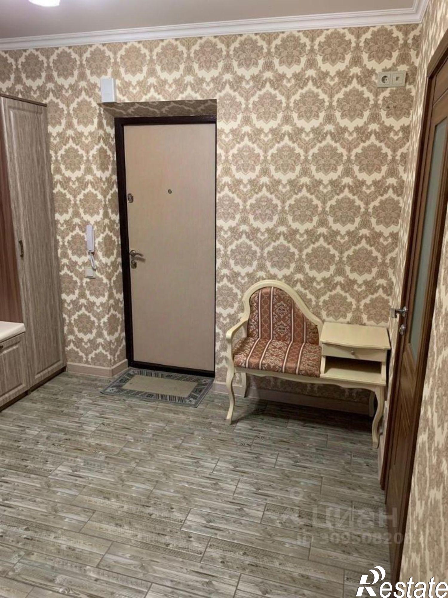 Сдать квартиру за 32 000 рублей на улица Нижняя Дуброва, 50 к1