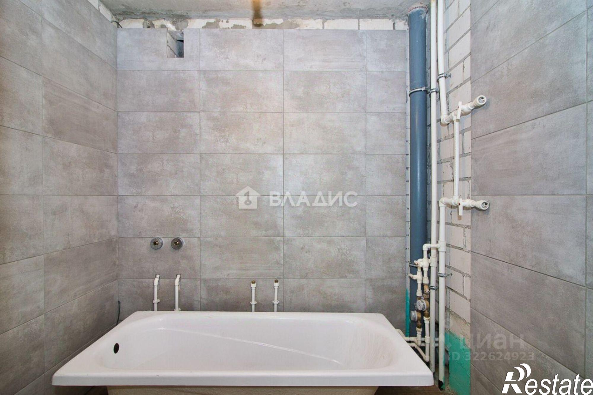 Купить квартиру за 3 720 000 рублей на Новгородская улица, 32