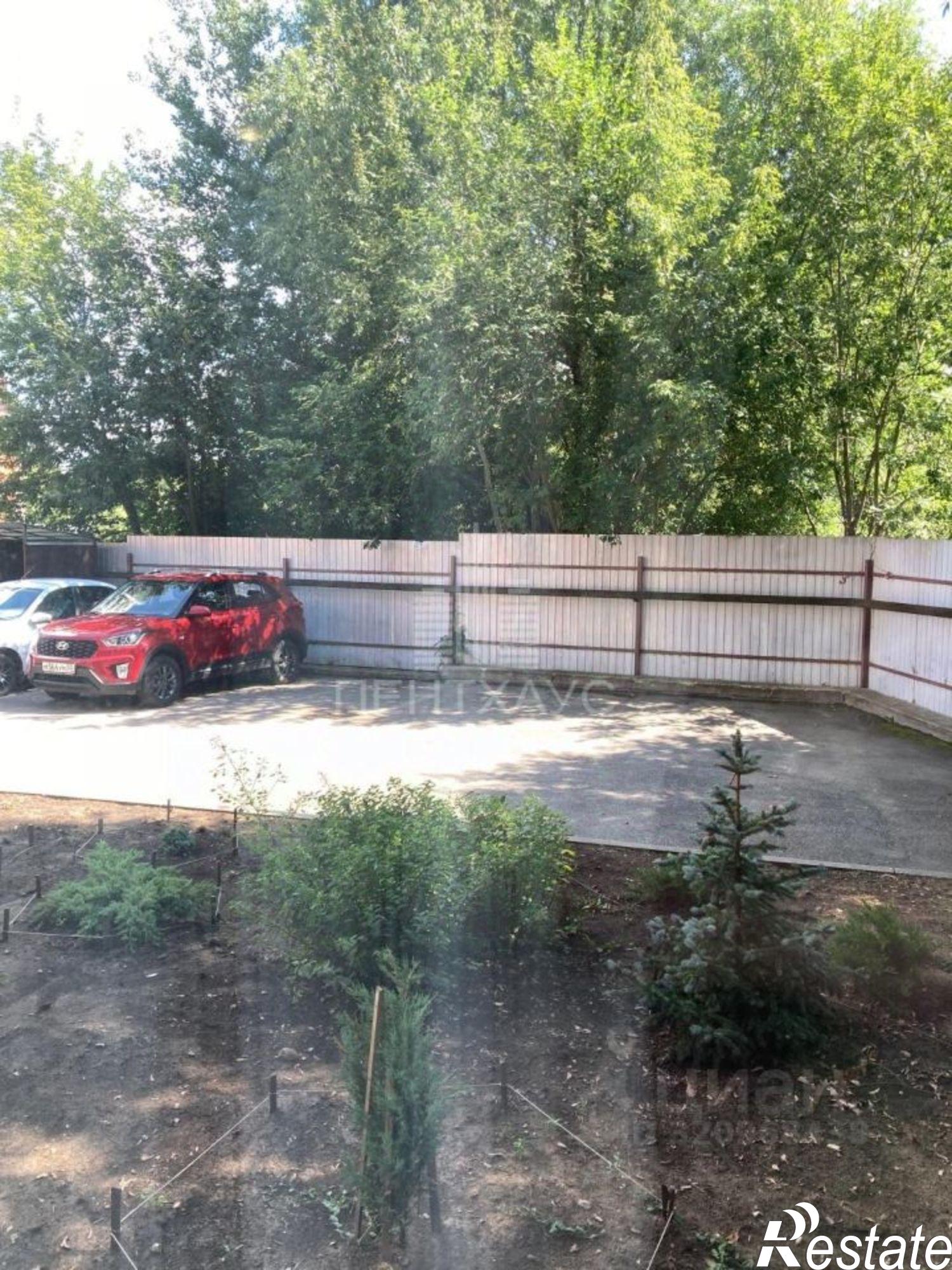 Купить квартиру за 10 000 000 рублей на Учительская улица, 6