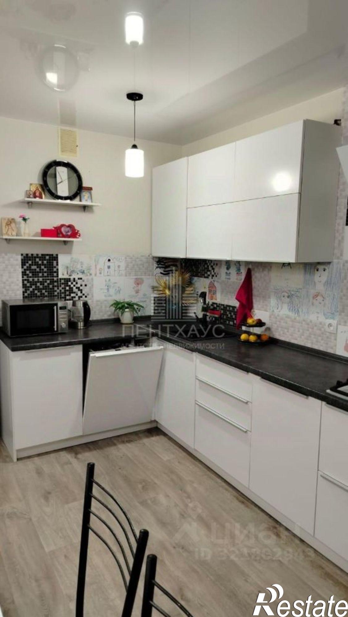 Купить квартиру за 10 500 000 рублей на улица Нижняя Дуброва, 50 к2