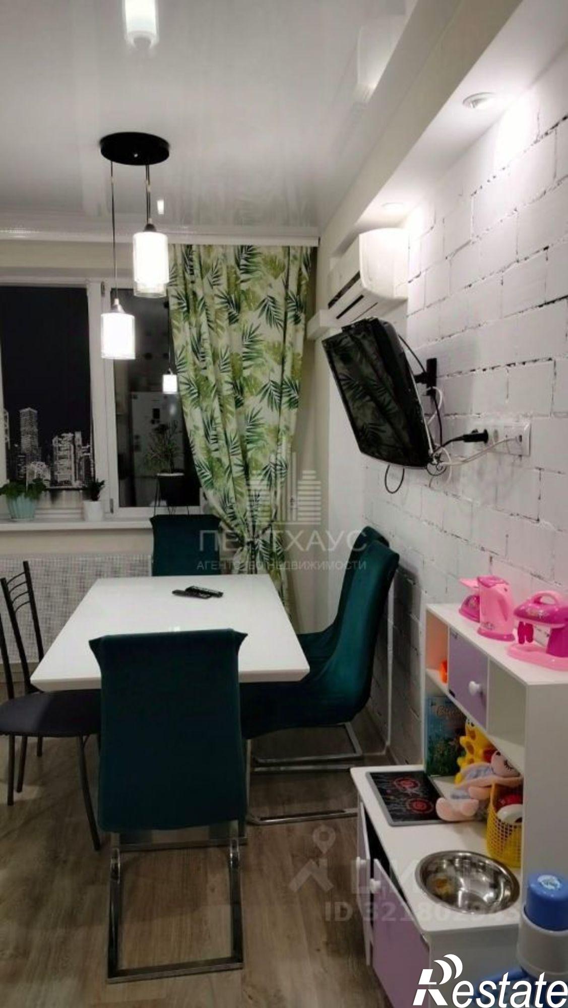 Купить квартиру за 10 500 000 рублей на улица Нижняя Дуброва, 50 к2