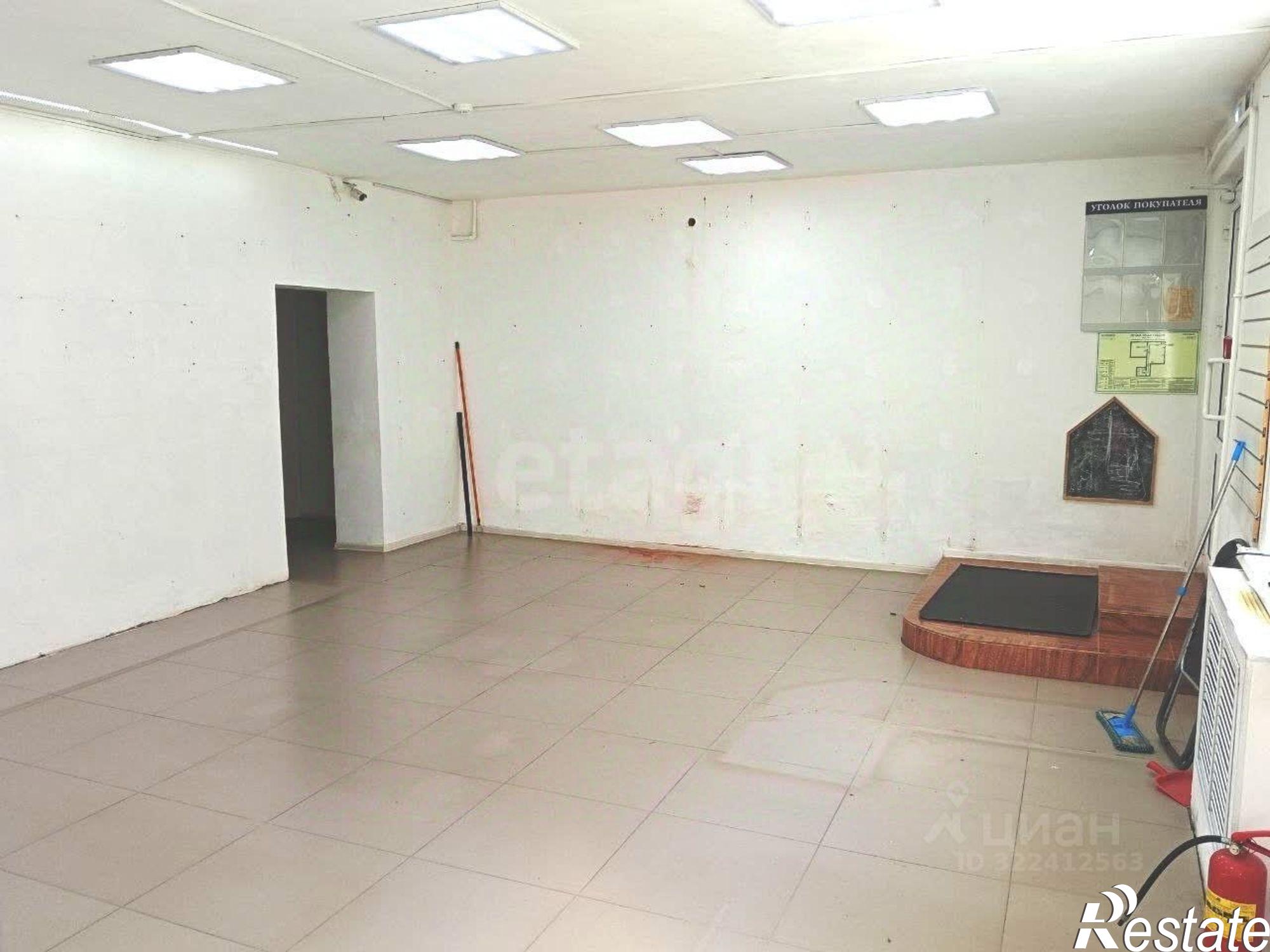 Купить помещение свободного назначения за 11 856 100 рублей на улица Горького, 38