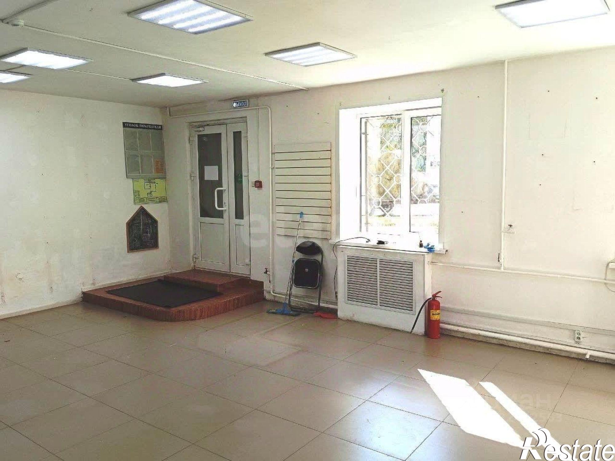 Купить помещение свободного назначения за 11 856 100 рублей на улица Горького, 38