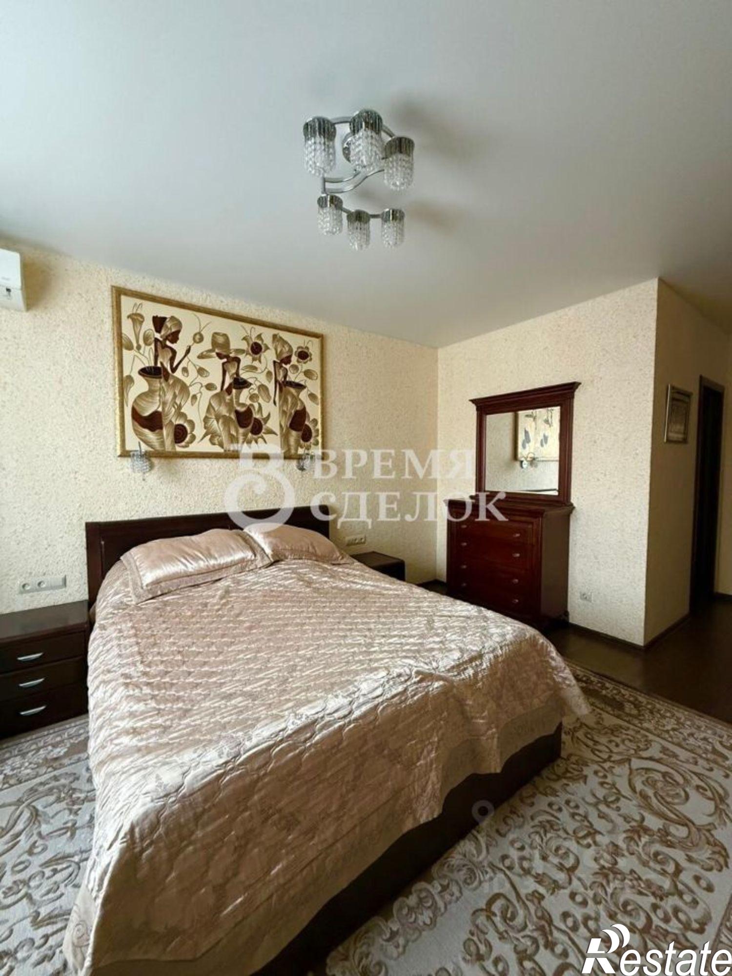 Купить квартиру за 14 900 000 рублей на Ставровская улица, 1