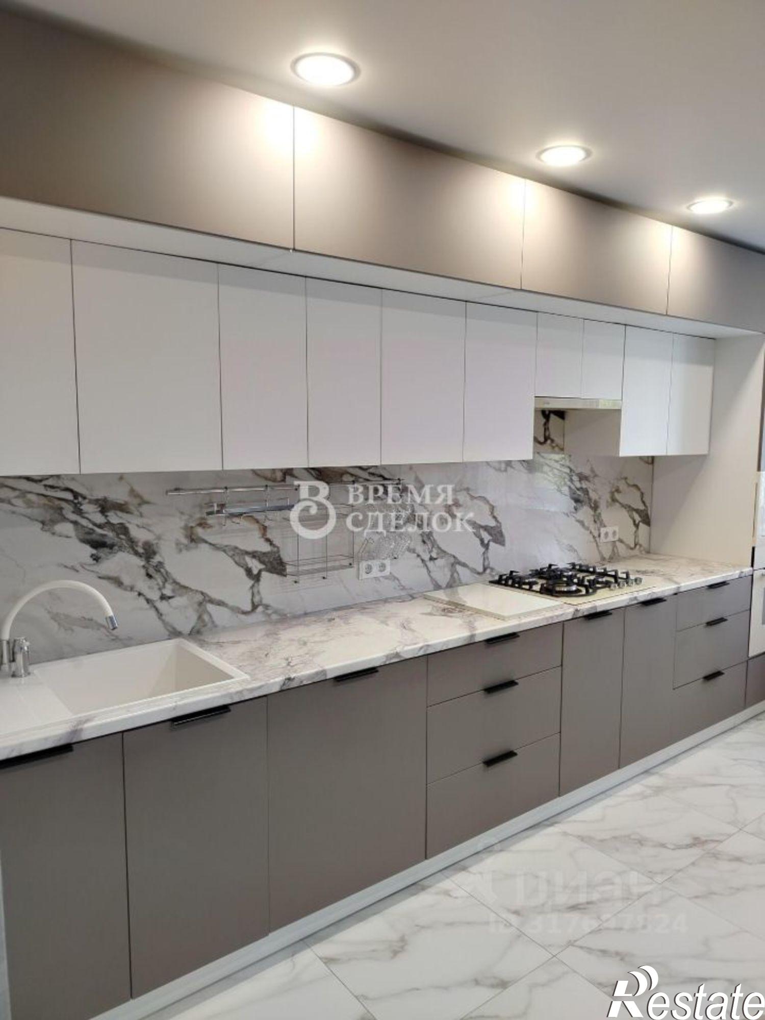 Купить квартиру за 9 990 000 рублей на улица Верхняя Дуброва, 42