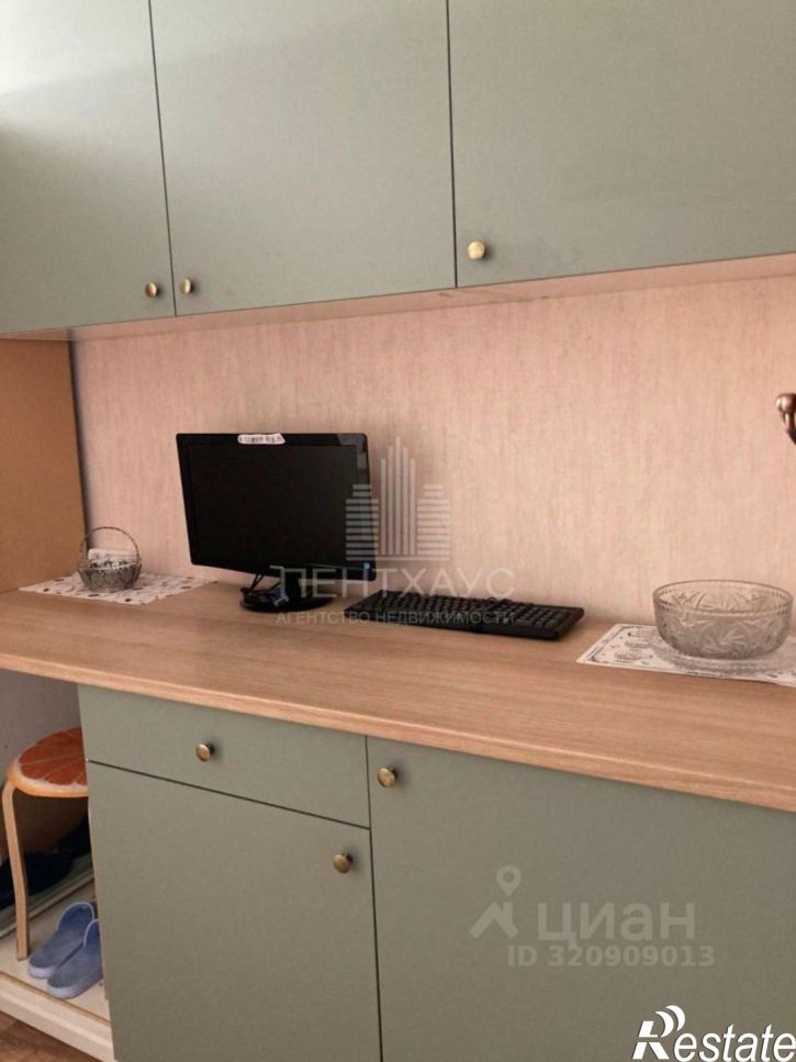 Комната улица Балакирева, 24,  д. 24