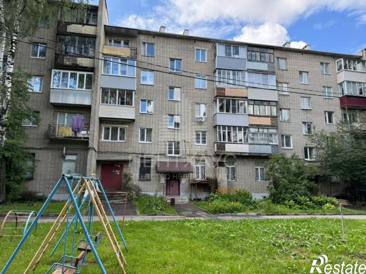 3-комн квартира улица Верхняя Дуброва, 2,  д. 2