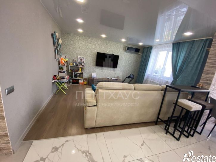 3-комн квартира улица Мира, 9В,  д. 9В