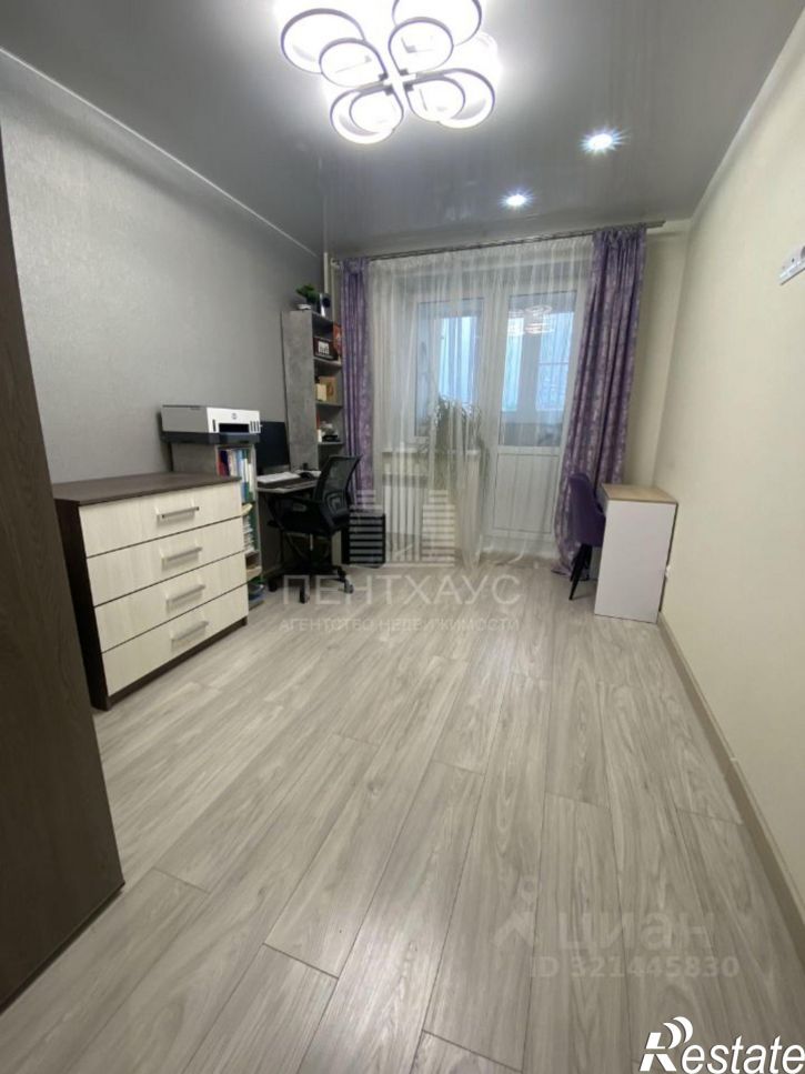 3-комн квартира улица Мира, 9В,  д. 9В