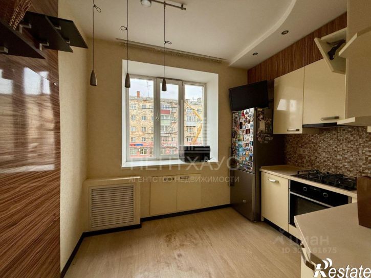 3-комн квартира улица Мира, 46/12,  д. 46/12