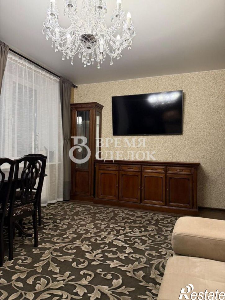 3-комн квартира Ставровская улица, 1,  д. 1