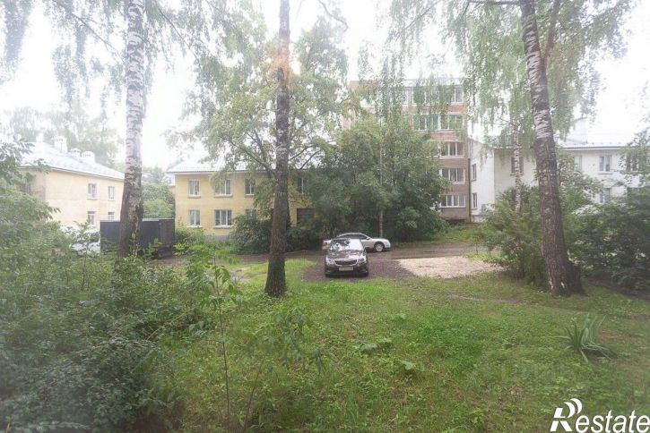 3-комн квартира улица Стасова, 31,  д. 31