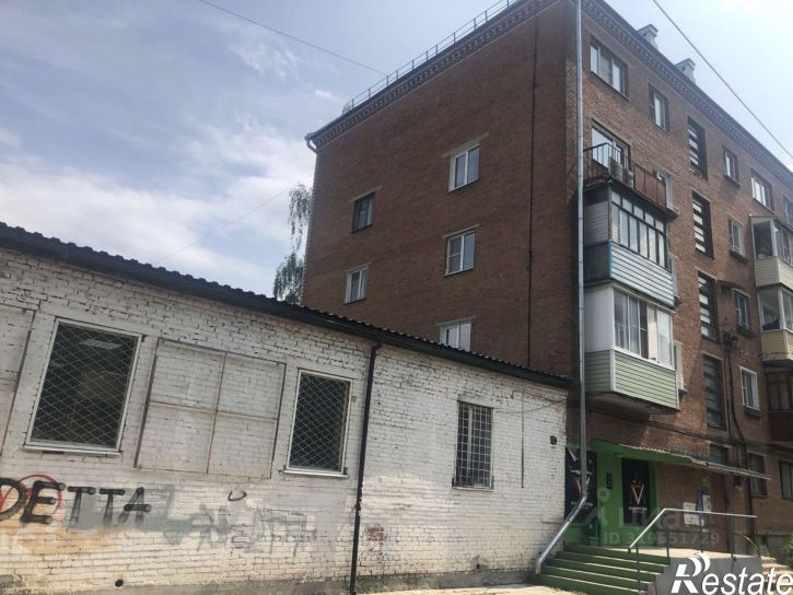 3-комн квартира улица Стасова, 31,  д. 31