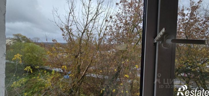 Комната Большая Нижегородская улица, 104,  д. 104