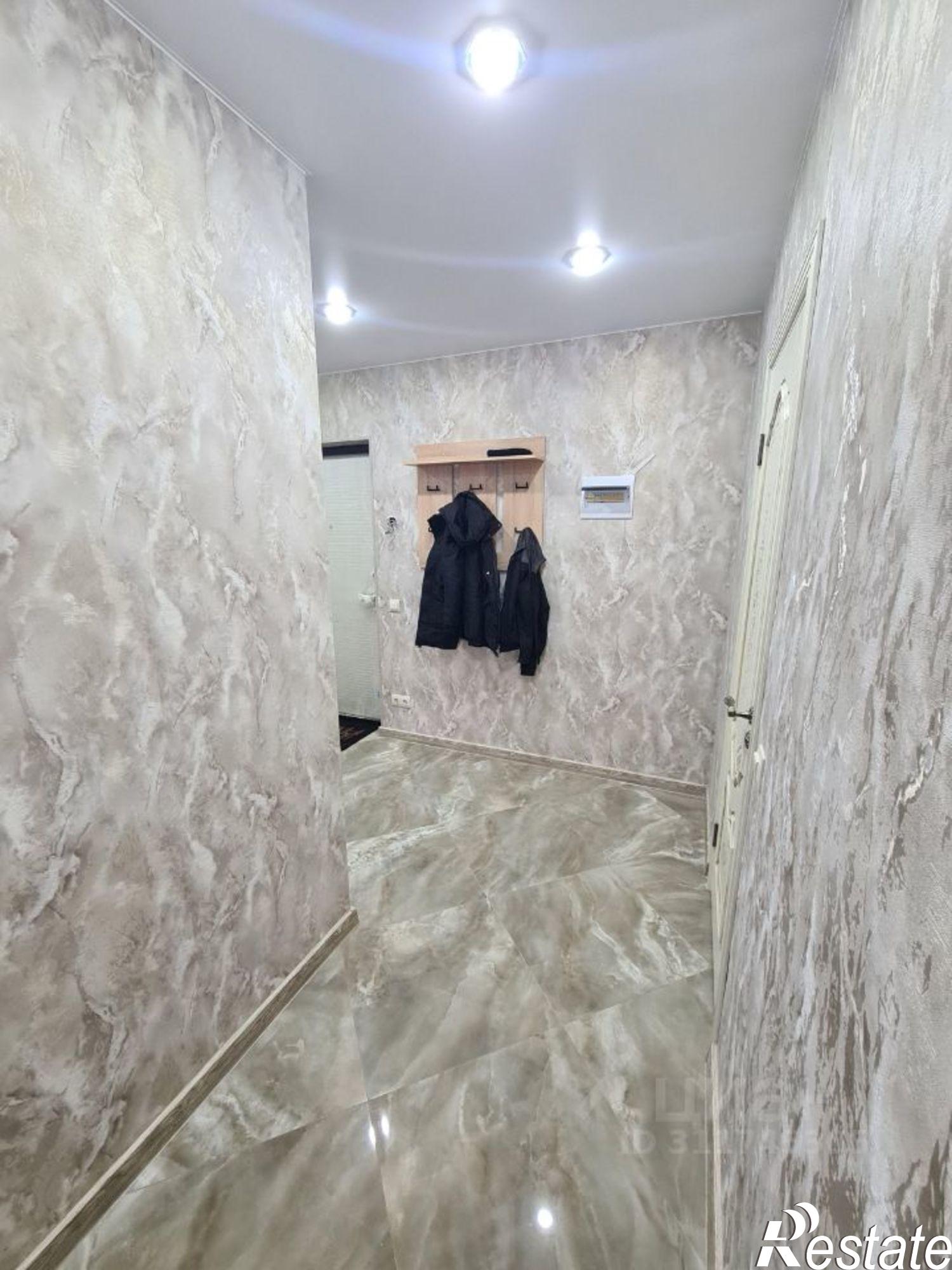 Сдать квартиру за 35 000 рублей на проспект Строителей, 9 к1