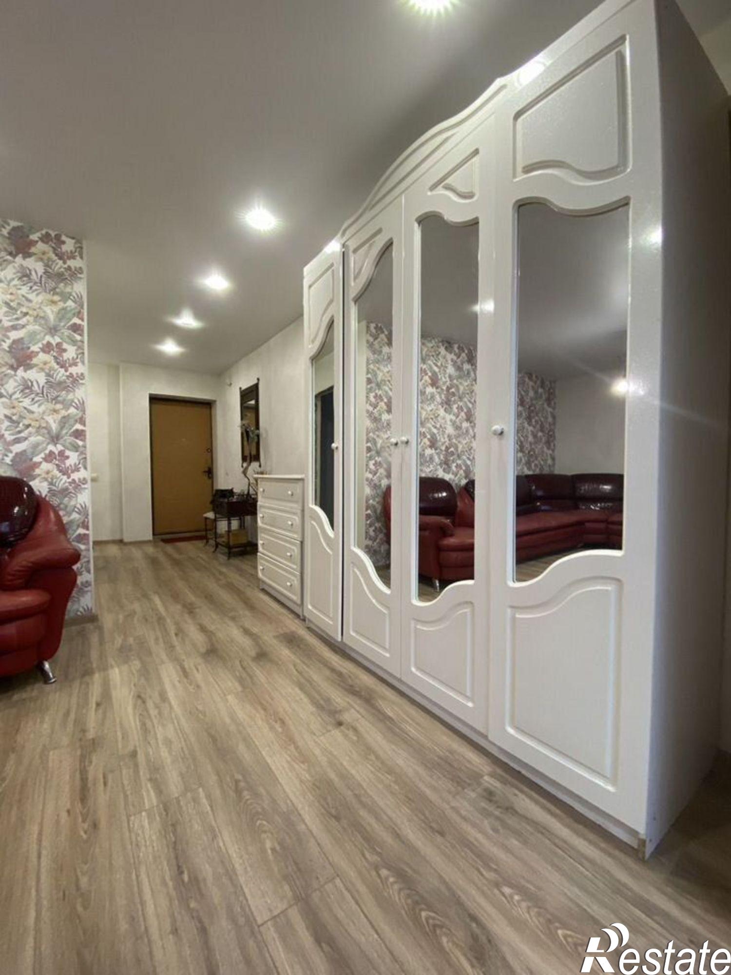 Сдать квартиру за 28 000 рублей на улица Верхняя Дуброва, 16