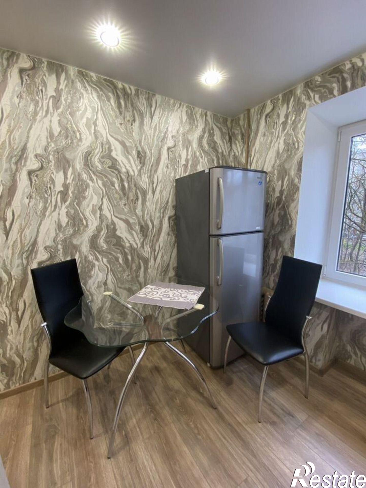 Сдать квартиру за 28 000 рублей на улица Верхняя Дуброва, 16