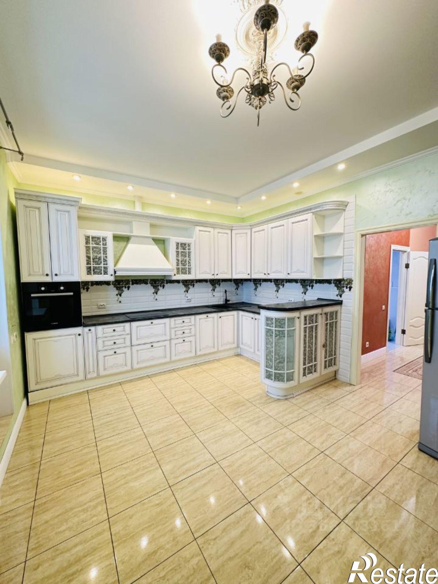 Купить квартиру за 14 500 000 рублей на улица Семашко, 8